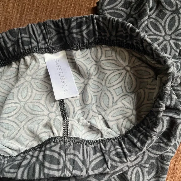 Sweet Legs l Super Soft Leggings - Picture 2 of 4